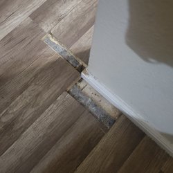 Quality Inn & Suites Elko - Missing  flooring!
