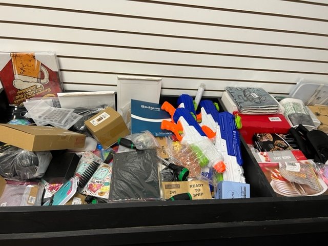 Real Deal Bin & Discount Store Image