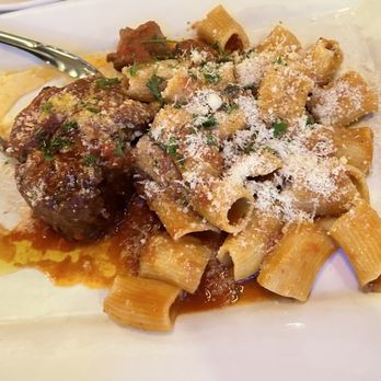 Ristorante Quattro - Sunday Sauce (special home made sauce) with braised beef and homemade Italian sausage - Italian Near Me - Montreal, Quebec