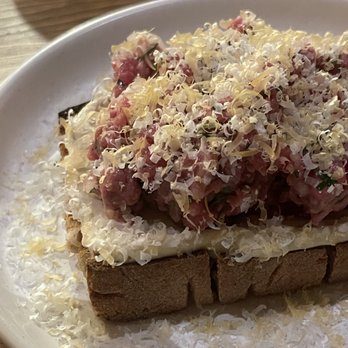 Voodoo Vin - beef tartare - Wine Bars Near Me - Los Angeles, California