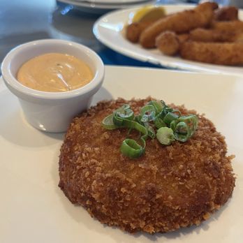 Simply Fish Seafood - Crab cake (order came with 1) - Fish & Chips Near Me - Costa Mesa, California