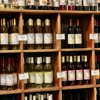 Stoney Ridge Vineyards - Wine Tasting Room Near Me - Kent City, Michigan Stoney Ridge Vineyards - Wine Tasting Room Near Me - Kent City, Michigan