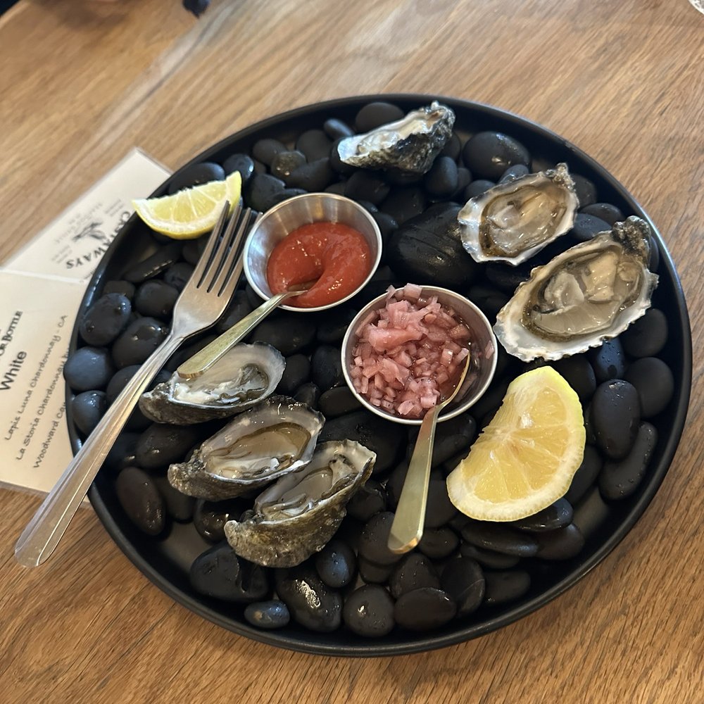 Castaway's Seafood Grille - Oysters - Seafood Near Me - Long Beach, Washington