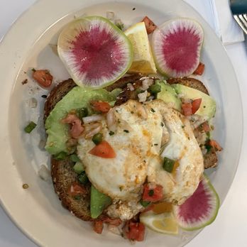 Full Circle Diner & Cocktails - Avocado toast - Diners Near Me - Manhattan, Kansas