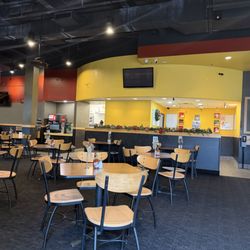 Che'yla's Southern Cuisine - Inside the restaurant