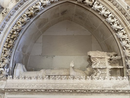 Batalha Monastery by null
