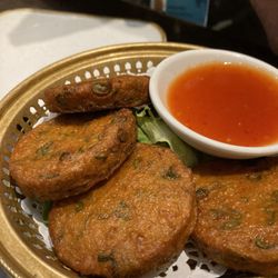 Siam Central - Fish cakes not for moi