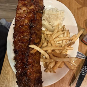 BJ's Restaurant & Brewhouse - Baby Back Pork Ribs - Pizza Near Me - Fresno, California