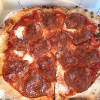 Pyro Pizza - Pepperoni pie with vegan cheeeez (Nov 2019) - Pizza Near Me - Portland, Oregon