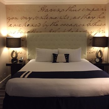 Kimpton George Hotel - George Washington themed room - Hotels Near Me - Washington, DC, District of Columbia