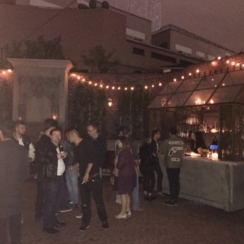 No Vacancy - Outdoor fireplaces & atrium bar is pretty cool. - Cocktail Bars Near Me - Los Angeles, California No Vacancy - Outdoor fireplaces & atrium bar is pretty cool. - Cocktail Bars Near Me - Los Angeles, California