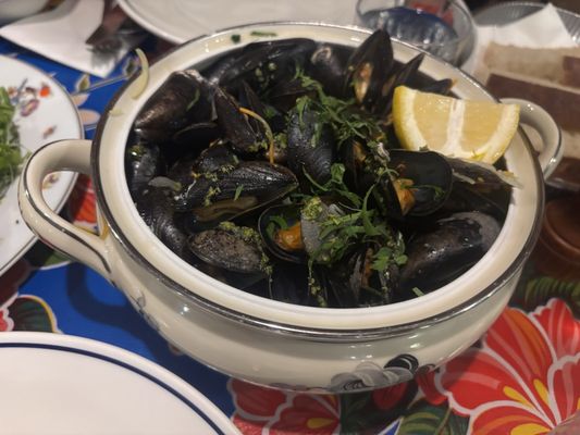 Oysters & Grill by null