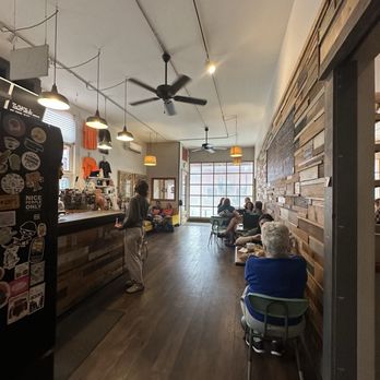 Clatter Cafe - Inside - Coffee & Tea Near Me - Frostburg, Maryland