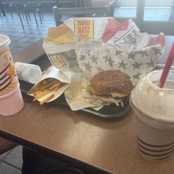 Hardee's - Famous Star with Chocolate milkshake Natural-Cut French Fries