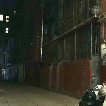 SF Chinatown Ghost Tours - Fragrance alley- haunted by a female where many report smelling female perfume - Tours Near Me