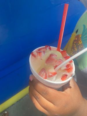 Lou Lou's Snoballs by null