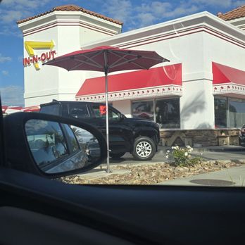 In-N-Out Burger - Burgers Near Me - Costa Mesa, California In-N-Out Burger - Burgers Near Me - Costa Mesa, California