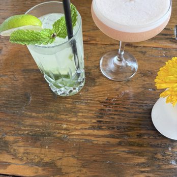 Sonoma Valley Farmhouse  - Mojito and a Guava Clover - American Near Me - Sonoma, California
