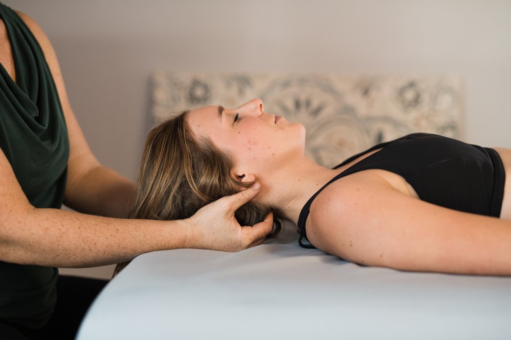 Maya Ray Rolfing, Craniosacral Therapy + Yoga Logo