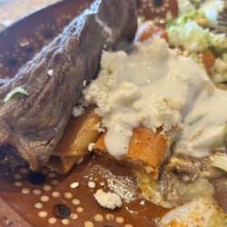 Sabor De Acayucan - Enchiladas de Queso con carne Cecina