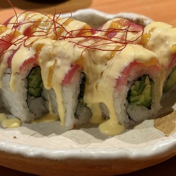 Hello Sunshine - Maui wowie roll - Bars Near Me - Banff, Alberta