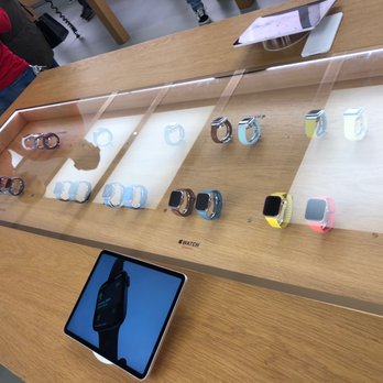 Apple Willowbrook - Apple watches. - Computers Near Me - Wayne, New Jersey