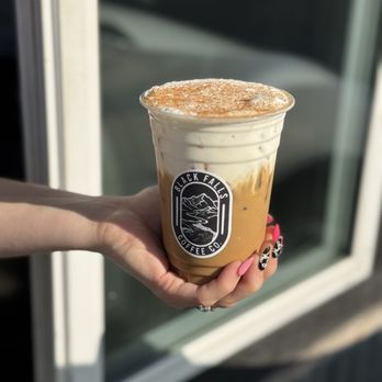 Black Falls Coffee - Iced Americano w/ spiced brown sugar cold foam topped w/ cinnamon - Coffee & Tea Near Me - Longview, Washington