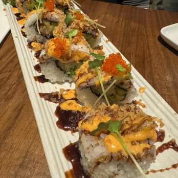 Ippudo San Francisco - Sushi Roll - Ramen Near Me - San Francisco, California