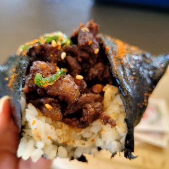 Oori Triangles - Closeup of short rib triangle - Japanese Near Me - Oakland, California Oori Triangles - Closeup of short rib triangle - Japanese Near Me - Oakland, California