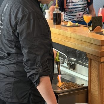 Sugo Hand Roll Bar - Sushi Bars Near Me - Seattle, Washington