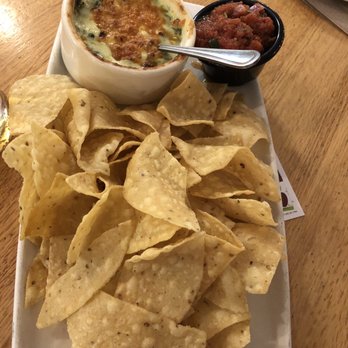 Applebee's Grill + Bar - Sports Bars Near Me - Menifee, California