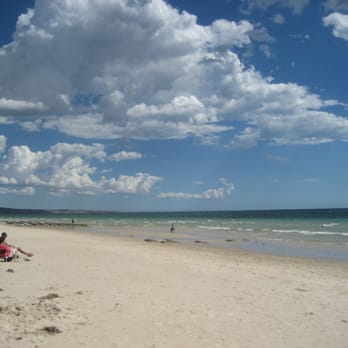 Brighton Beach - Beaches Near Me - Brighton, SA