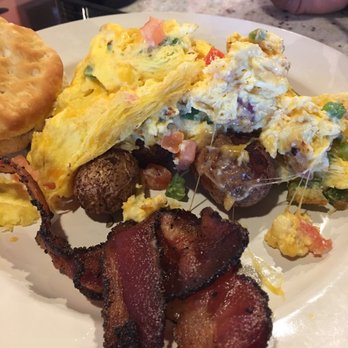 The Egg Bistro - The "Dig In" with a side of thick cut peppered bacon. - Breakfast & Brunch Near Me - Virginia Beach, Virginia
