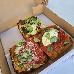 Red top, tomato slice with ricotta and turning leaf Red top, tomato slice with ricotta and turning leaf