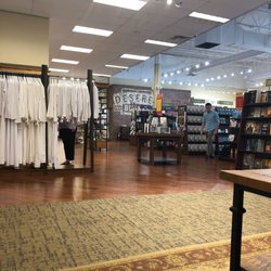 Deseret Book - Gorgeous store
