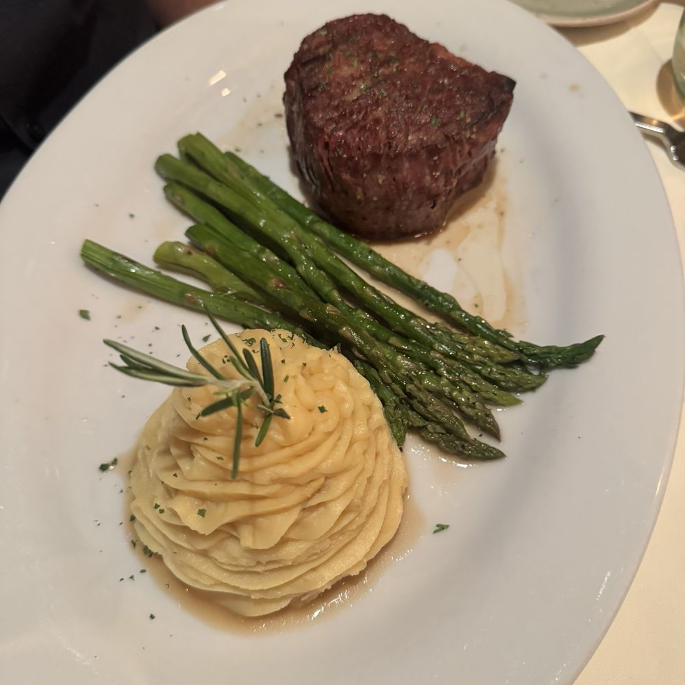 The Bistro - Filet mignon - New American Near Me - Indio, California The Bistro - Filet mignon - New American Near Me - Indio, California