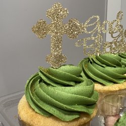 Baptism cupcakes