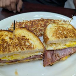 Ham breakfast sandwich Ham breakfast sandwich