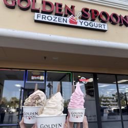 Golden Spoon Frozen Yogurt