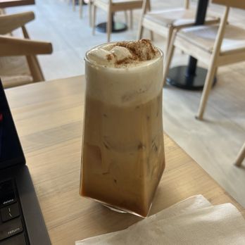 Moka & Co - Brown sugar shaken - Coffee & Tea Near Me - Chicago, Illinois Moka & Co - Brown sugar shaken - Coffee & Tea Near Me - Chicago, Illinois
