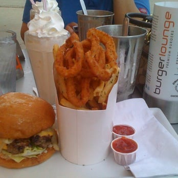 Burger Lounge - Lounge burger, 1/2 &1/2, and a vanilla shake - Burgers Near Me - La Jolla, California Burger Lounge - Lounge burger, 1/2 &1/2, and a vanilla shake - Burgers Near Me - La Jolla, California
