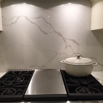 Artisan Stoneworks - DIFINITI Quartz - Calacatta Sottile 3cm polished - General Contractors Near Me - Chicago, Illinois