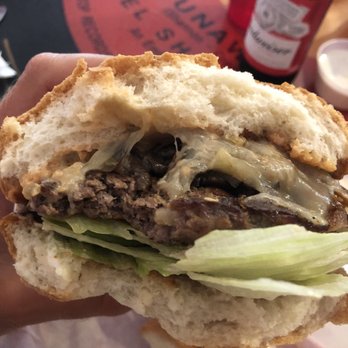 Cool Cat Cafe - Burgers Near Me - Kihei, Hawaii