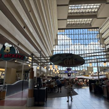 Contempo Café - Cafes Near Me - Lake Buena Vista, Florida Contempo Café - Cafes Near Me - Lake Buena Vista, Florida