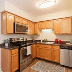 Oxford West Apartments