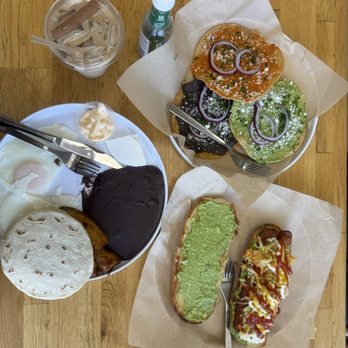 Reu Café - Shucos, tostadas, and breakfast chapin - Cafes Near Me - Hawthorne, California Reu Café - Shucos, tostadas, and breakfast chapin - Cafes Near Me - Hawthorne, California