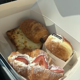 strawberry croissant, pain au chocolat, croque monsieur, vanilla creme donut strawberry croissant, pain au chocolat, croque monsieur, vanilla creme donut