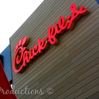 Chick-fil-A - Fast Food Near Me - Pasadena, California
