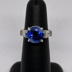 The Jewelsmith - 3.5ct Sapphire with 1.5ct Natural Tapered Baguette Diamonds