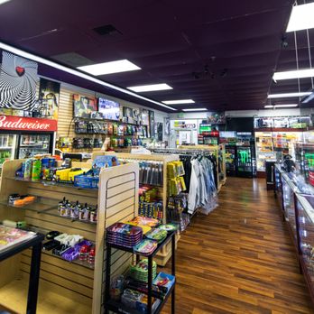SMOKE & VAPE - Updated May 2026 - 10 Photos & 17 Reviews - 10613 SE 240th  St, Kent, Washington - Vape Shops - Phone Number - Yelp
